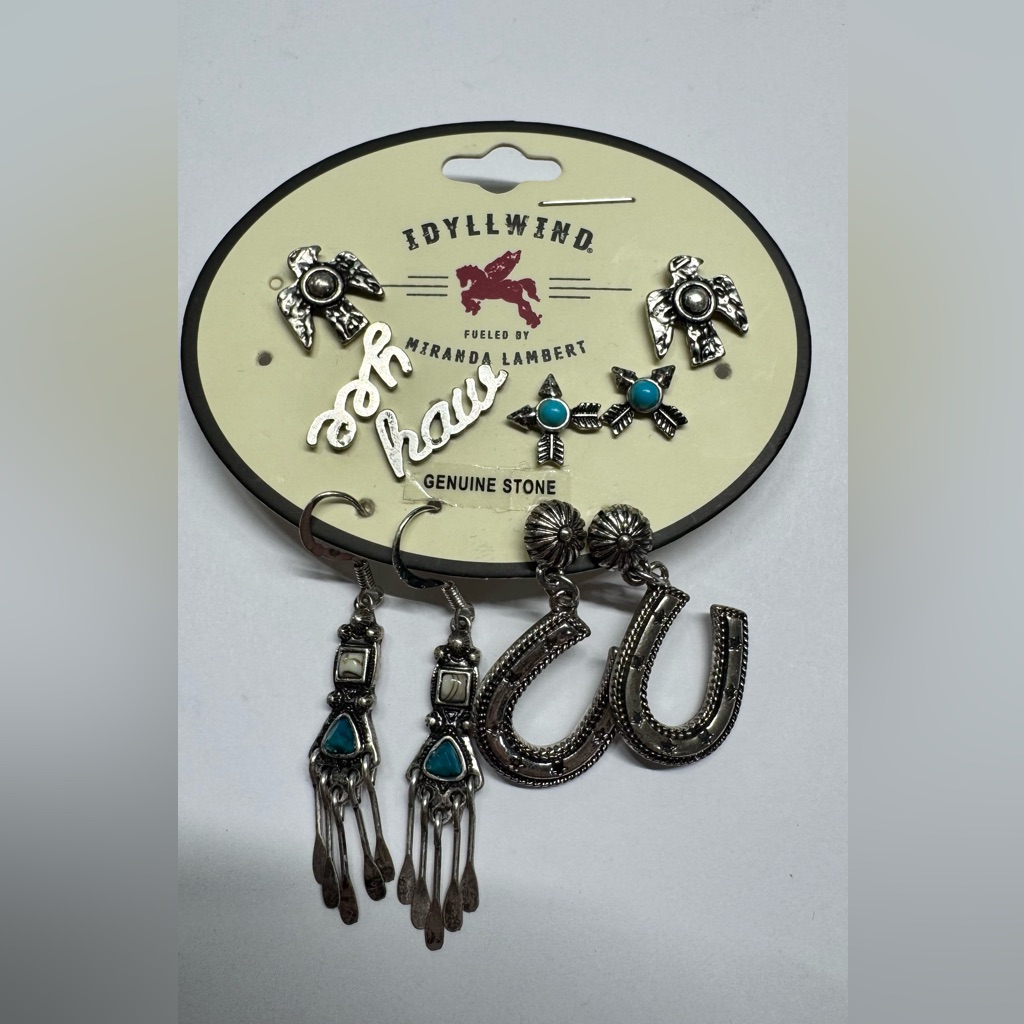 Idyllwind Silver And Turquoise Jewelry Set 24$